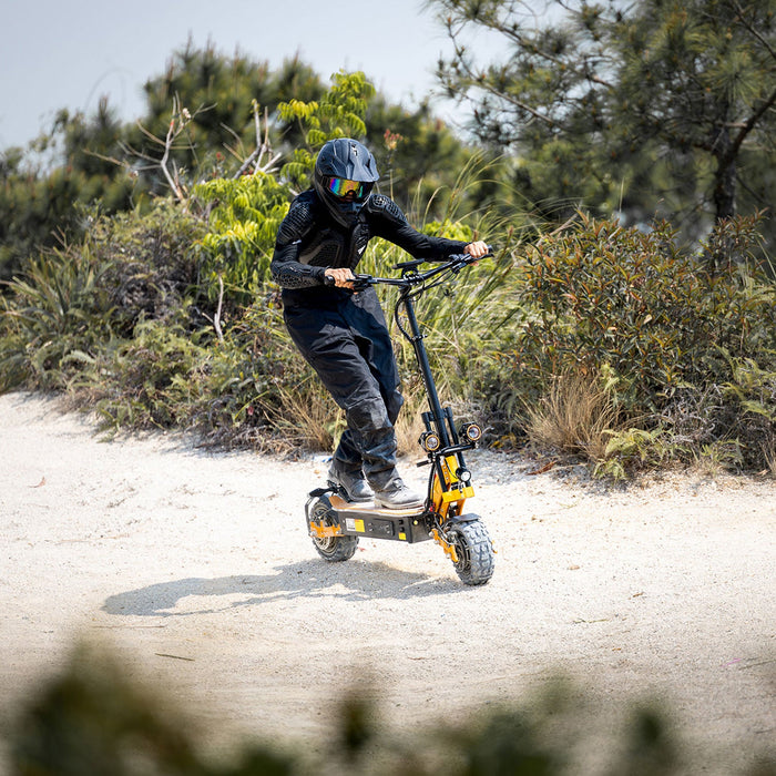 YUME X11+ | 6000W Dual-Motor All-Terrain Scooter — product view 3