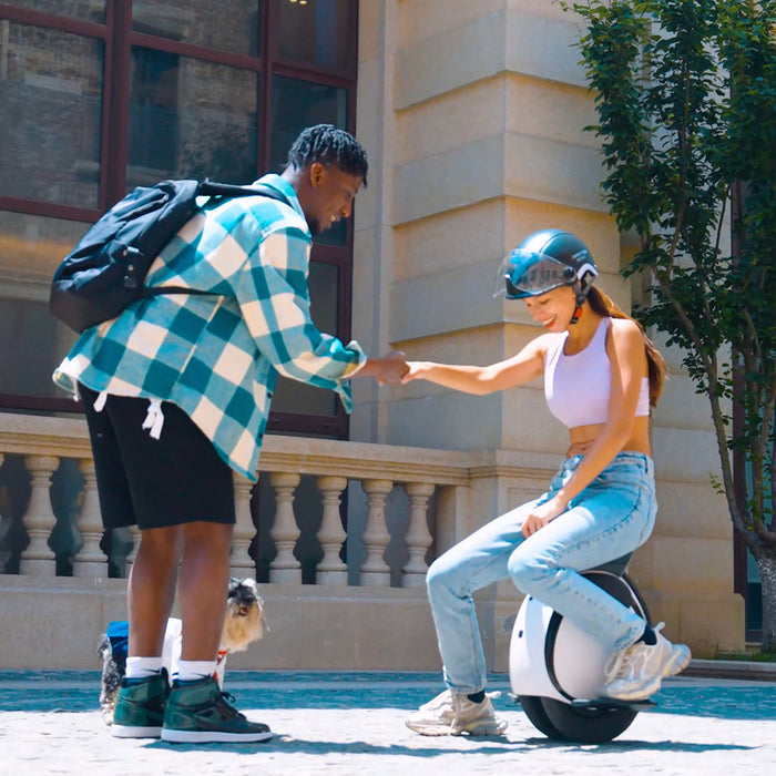 INMOTION E20 dual-wheel electric unicycle — image 3
